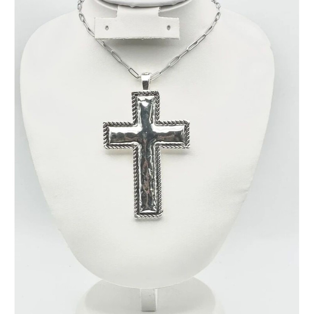 RMN Silver Tone Twisted Rope Cross Pendant Necklace